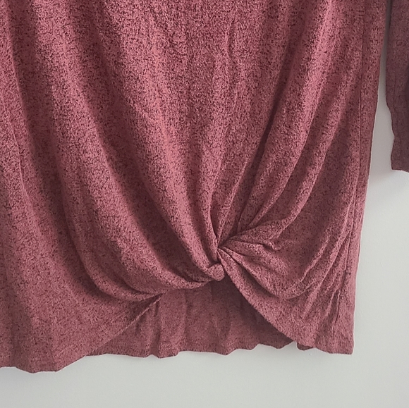 ✨️5 for $25✨️ Small Dusty Pink 3/4 Sleeve Shirt - Picture 3 of 4